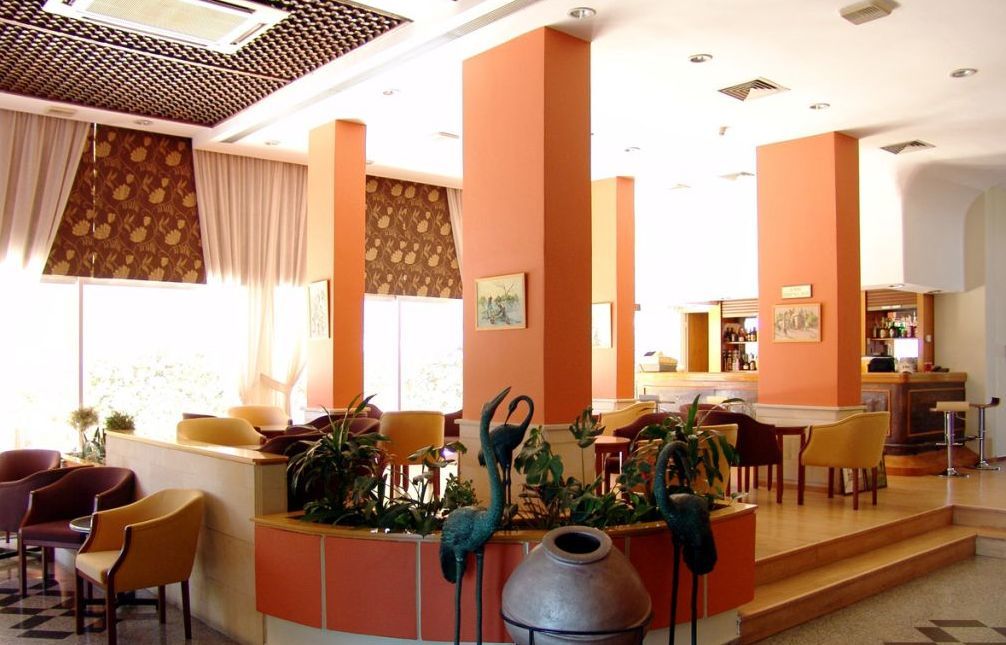 Flamingo Beach Hotel Ларнака Ресторан фото